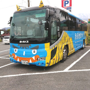 別府市を代表する観光バス・亀の井バスを徹底解説!【バスガイド発祥】